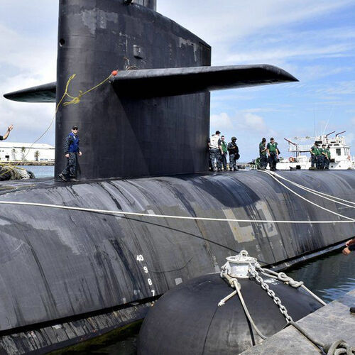 آخرین مورد شرکت Advanced Submarine Fenders Ensure Gentle and Reliable Underwater Berthing Protection