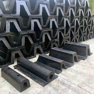 گلگیر V300*1000L لاستیک طبیعی سیاه و سفید نوع V برای بندر اسکله