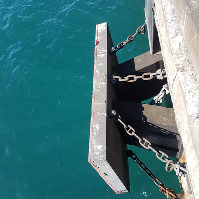 نوع عنصر Dock Rubber Fender سپر لاستیکی Smooth NR Heavy Duty