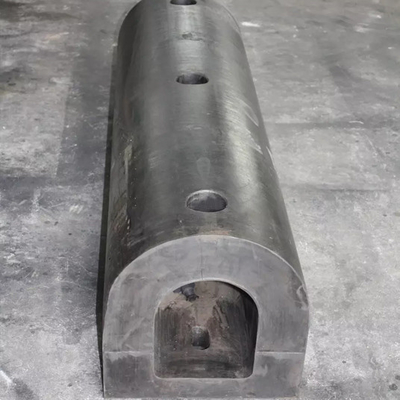 سپرهای اسکله قایق لاستیکی مشکی نوع D 300h سایش مقاوم در برابر گلگیرهای بندر دریایی