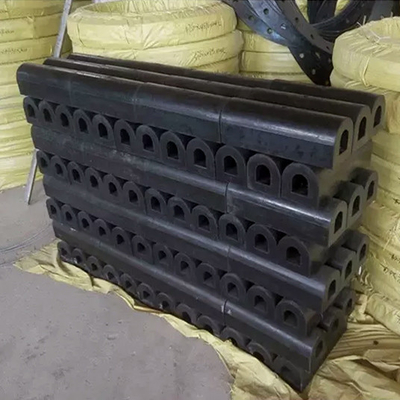 سپرهای اسکله قایق لاستیکی مشکی نوع D 300h سایش مقاوم در برابر گلگیرهای بندر دریایی