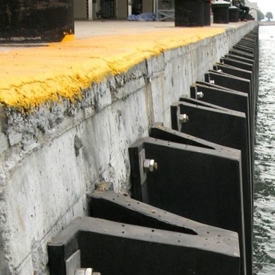 نوع V Super OEM Arch Rubber Fender Marine Dock Protection ثابت شد