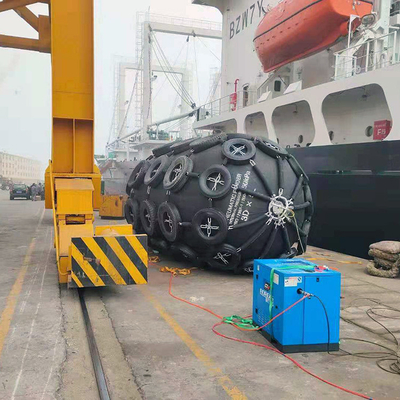CTN نوع داک گلگیر لاستیکی گلگیر پنوماتیک 3.3*6.5M ISO17357