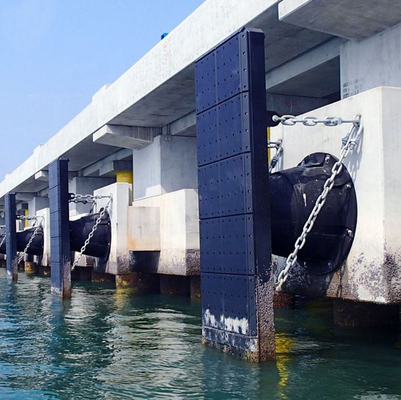 گلگیرهای لاستیکی مخروطی 500 میلی متری Marine Protect برای بندر