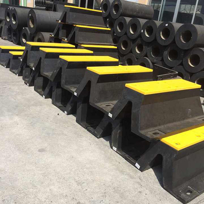 75 ساحل یک OEM لاستیک Dock Fender نوع V برای قایق