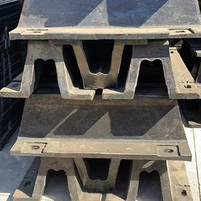 فندرهای بندر لاستیکی اکسترود شده بمپر شکل V 8 Mpa مقاومت کششی