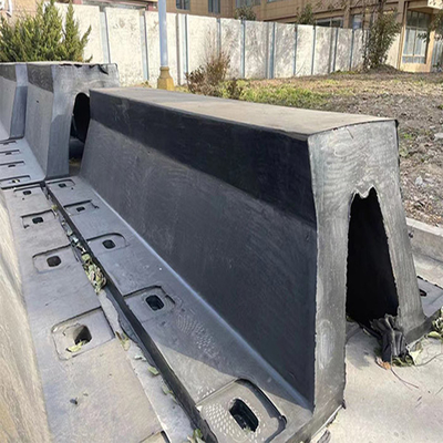 West Bridgestone Anchor V Type Fender جذب انرژی بالا