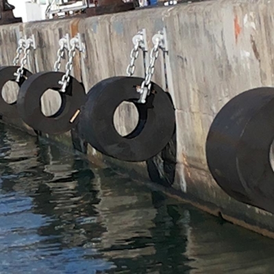 سیلندریک Fenders دریایی سیستم های Fenders کشتی Barge Fenders دریایی Docking Fenders