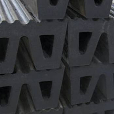 نصب انعطاف پذیر PIANC استاندارد Fender نوع W Fenders قایق کش با چوب راهنما