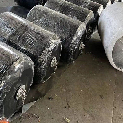 2x4m شناور فوم Fender با شبکه زنجیره ای 70kg / M3 تراکم 19mm ضخامت پلی اوریا