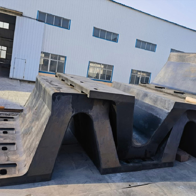 CCS Marine Natural Rubber Arch V Type Fender برای کشتی تا لنگر
